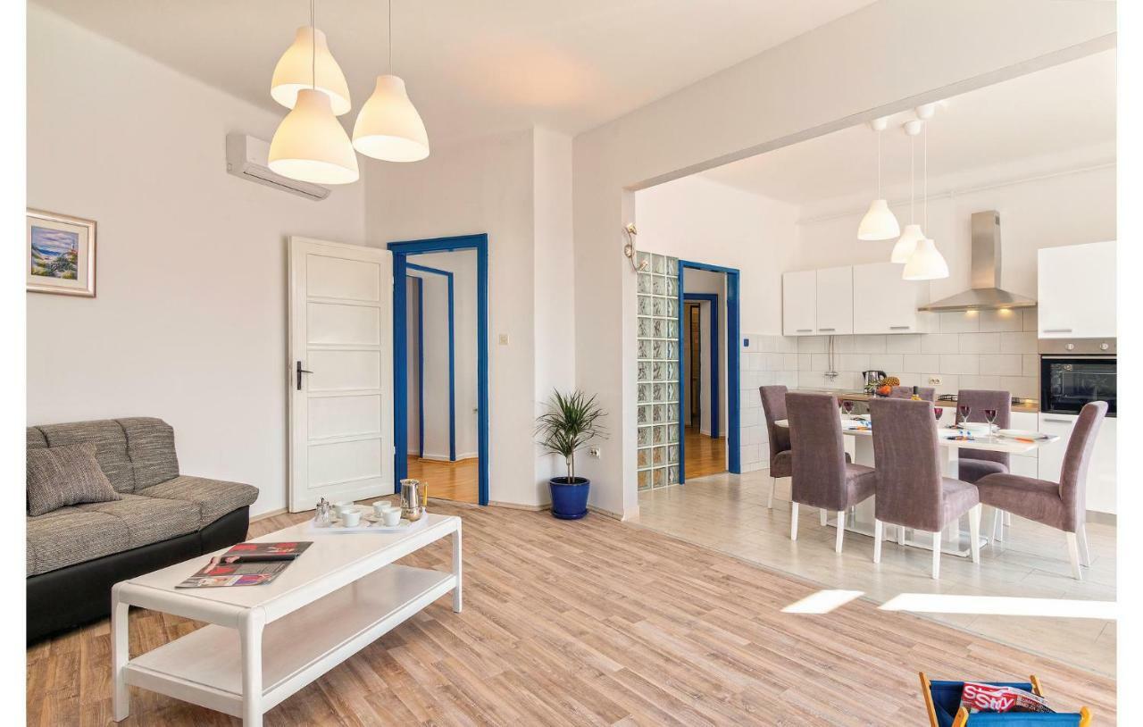 Apartment Riviera Пула Экстерьер фото